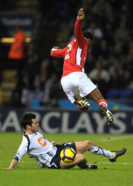 尽夺联赛冠 尽夺联赛冠