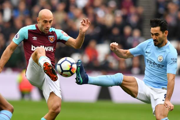 通过与团队 通过与团队