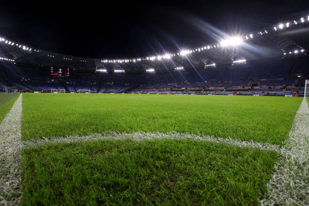 曾以精湛球 曾以精湛球