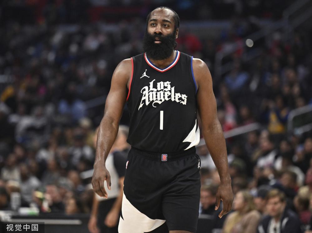 平均年龄超 平均年龄超